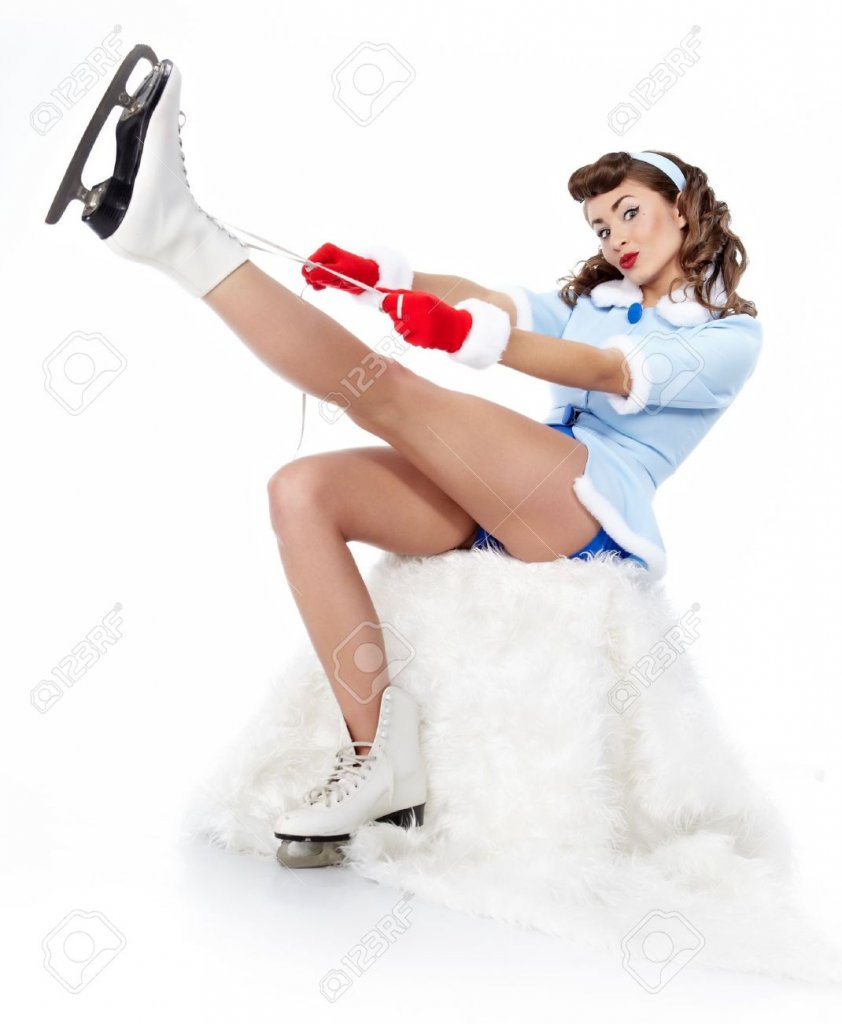 12350983-Sexy-Ice-Skating-pin-up-Woman-Stock-Photo-girl.jpg