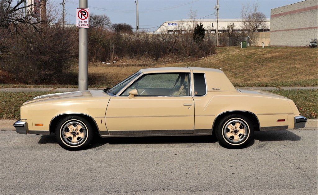 1979-oldsmobile-cutlass-supreme.jpeg