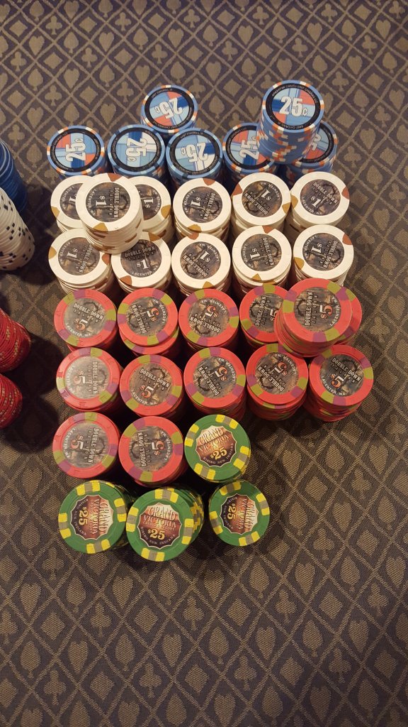 Mike32 is a Chiproom bottom feeder | Poker Chip Forum