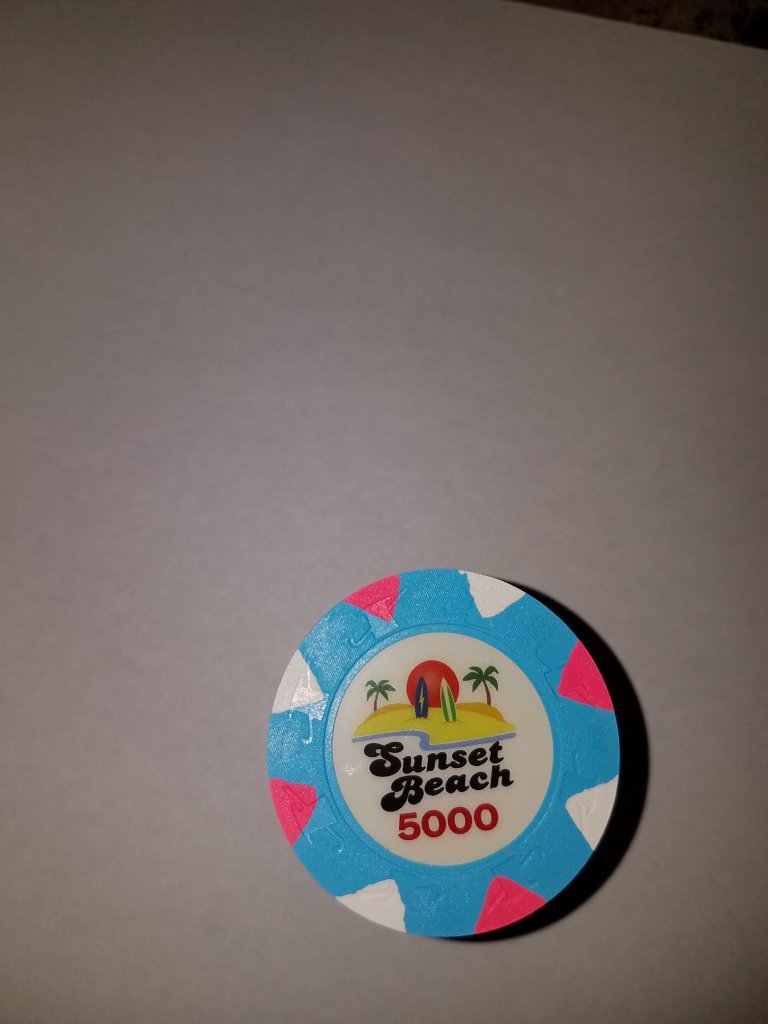 SOLD - Sunset Beach T5000 12 chips | Poker Chip Forum