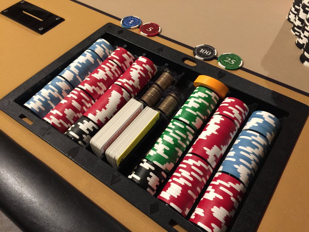 Best chip tray setup for 1/2nl | Poker Chip Forum