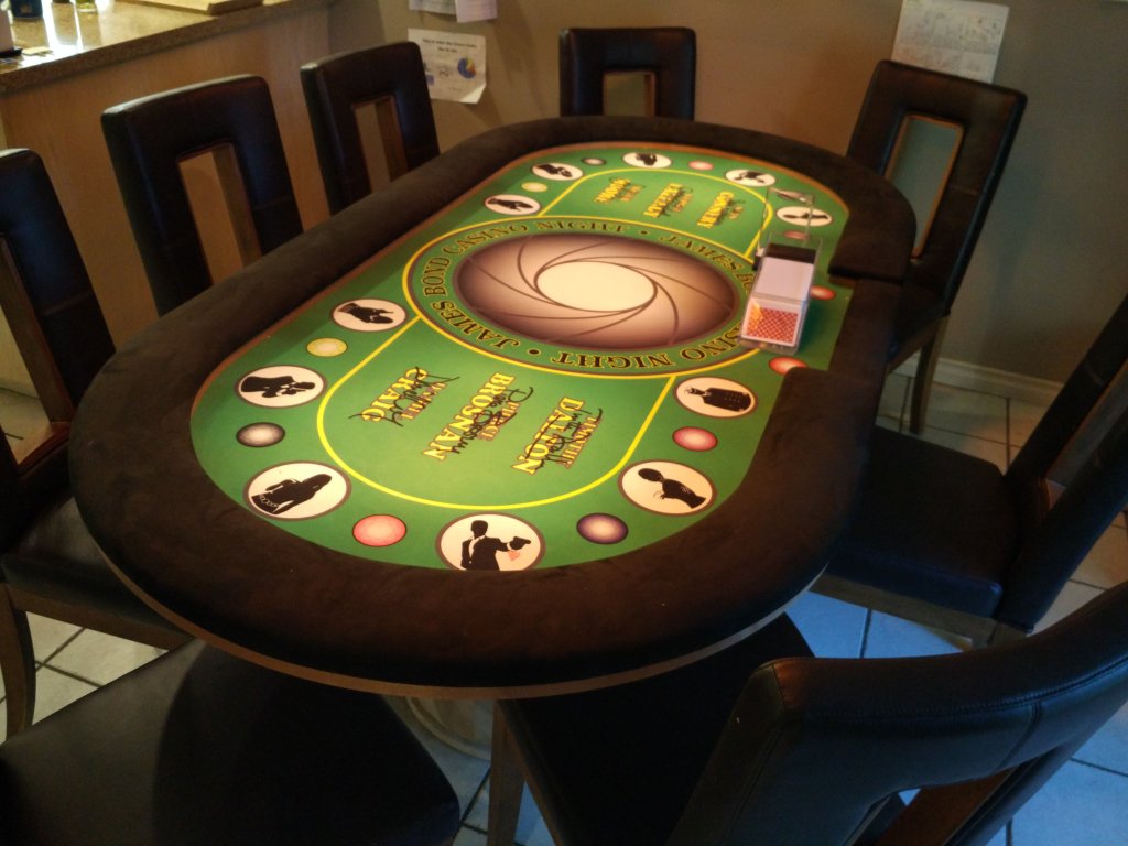 berny-poker-table-01_29040987172_o.jpg