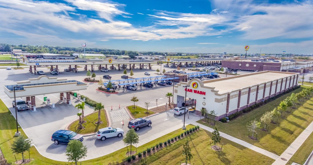 Buc-ees-1-1024x540.jpg