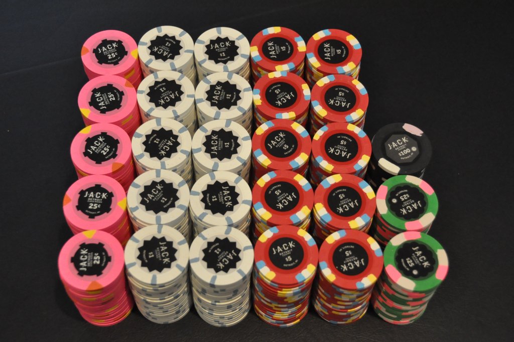 SOLD - Jack Detroit Cash Set - 560 Minty Sharp Paulsons | Poker Chip Forum