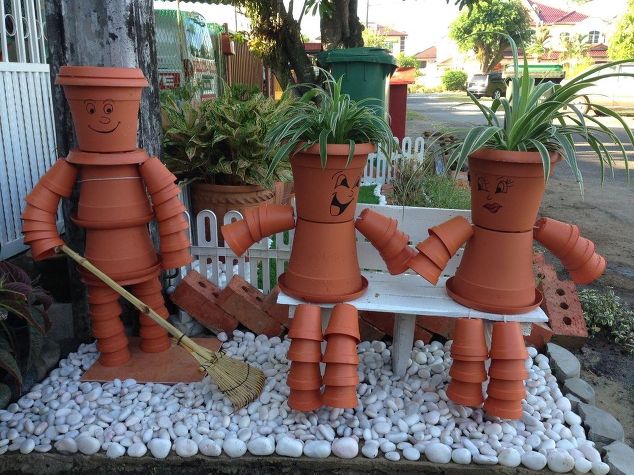 flower-pot-people-gardening-repurposing-upcycling.jpg