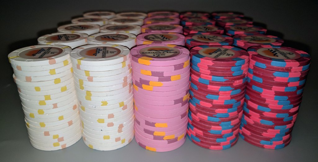 SOLD - Horizon's Edge Cash Set | Poker Chip Forum