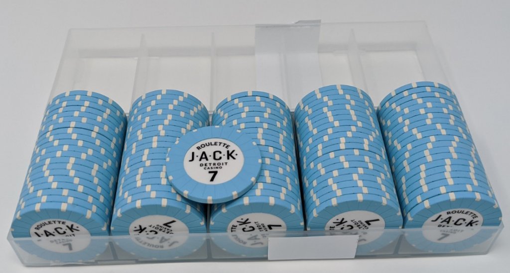 Jack Roulette Chips - Bud Jones - 14 Baby Blue.jpg