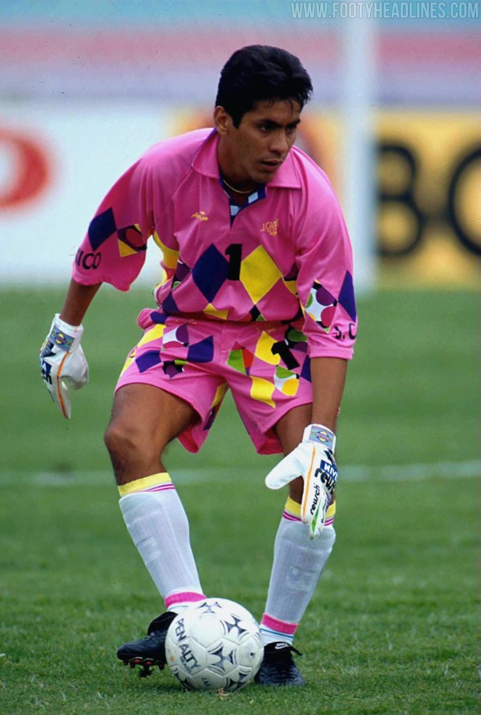 jorge-campos-kits (4).jpg