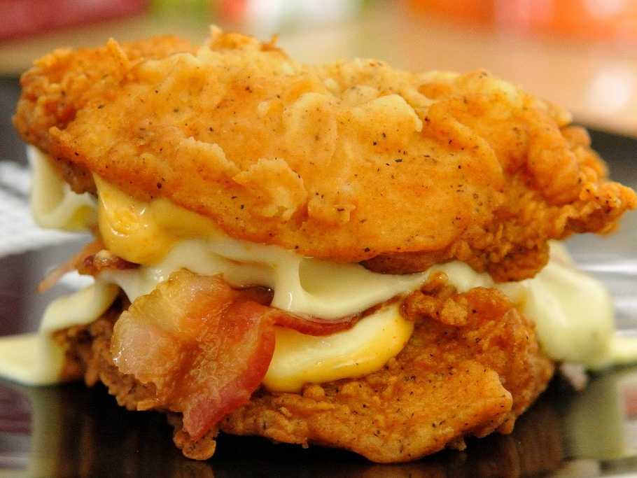 kfc-is-bringing-back-a-ridiculous-sandwich-that-has-fried-chicken-for-a-bun.jpg