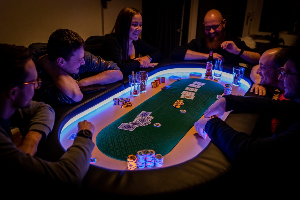 Pokern bei Mo-1.jpg