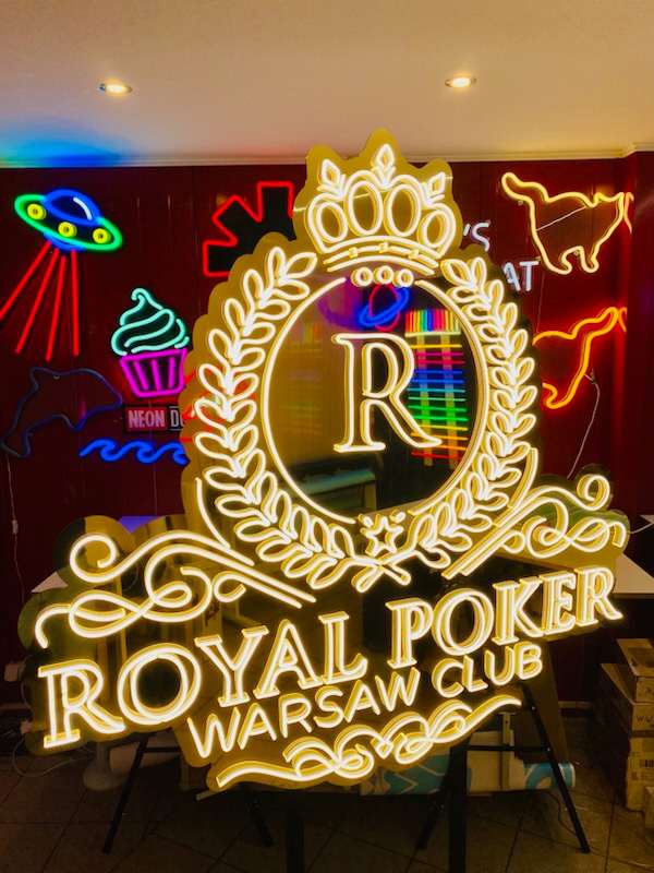 royal poker neon.jpg