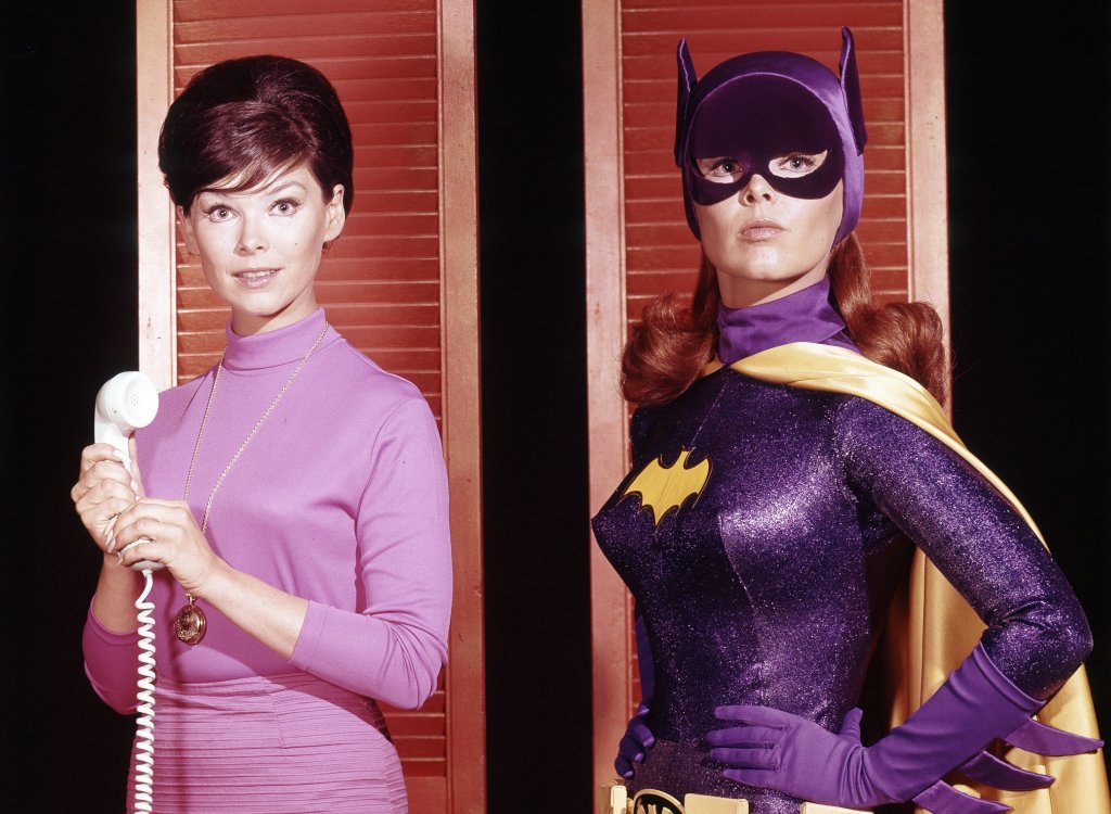 yvonne-craig-with-batgirl.jpg