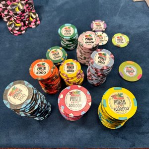 WSOP chips full