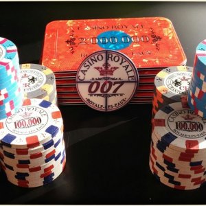 Classic Poker Chips - Casino Royale (Royale-les-Eaux)