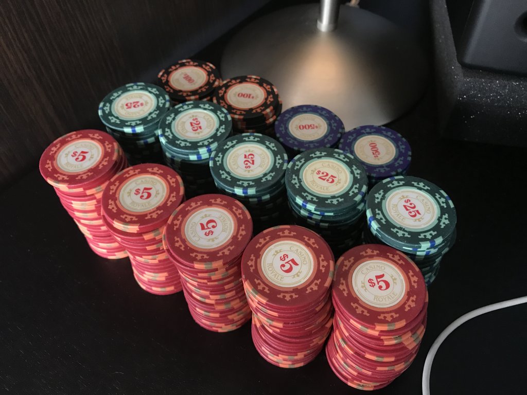 Does anyone know where to get all the Film Gold casino chips? : r